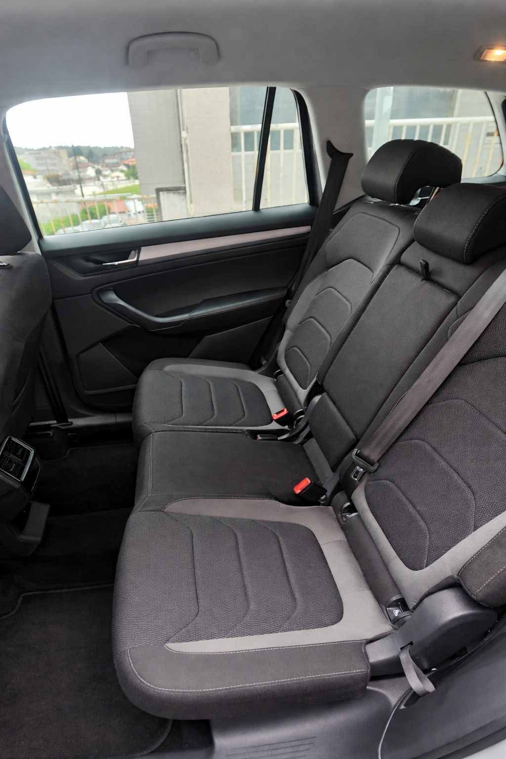 skoda-kodiaq-2-0-tdi-2023-diesel-1968cc