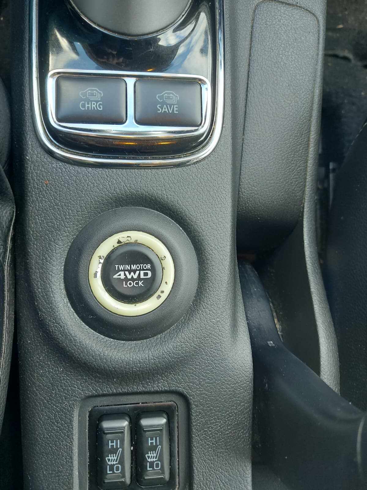 mitsubishi-outlander-2-0-plug-in-hybrid-2014-gasolina-1998cc