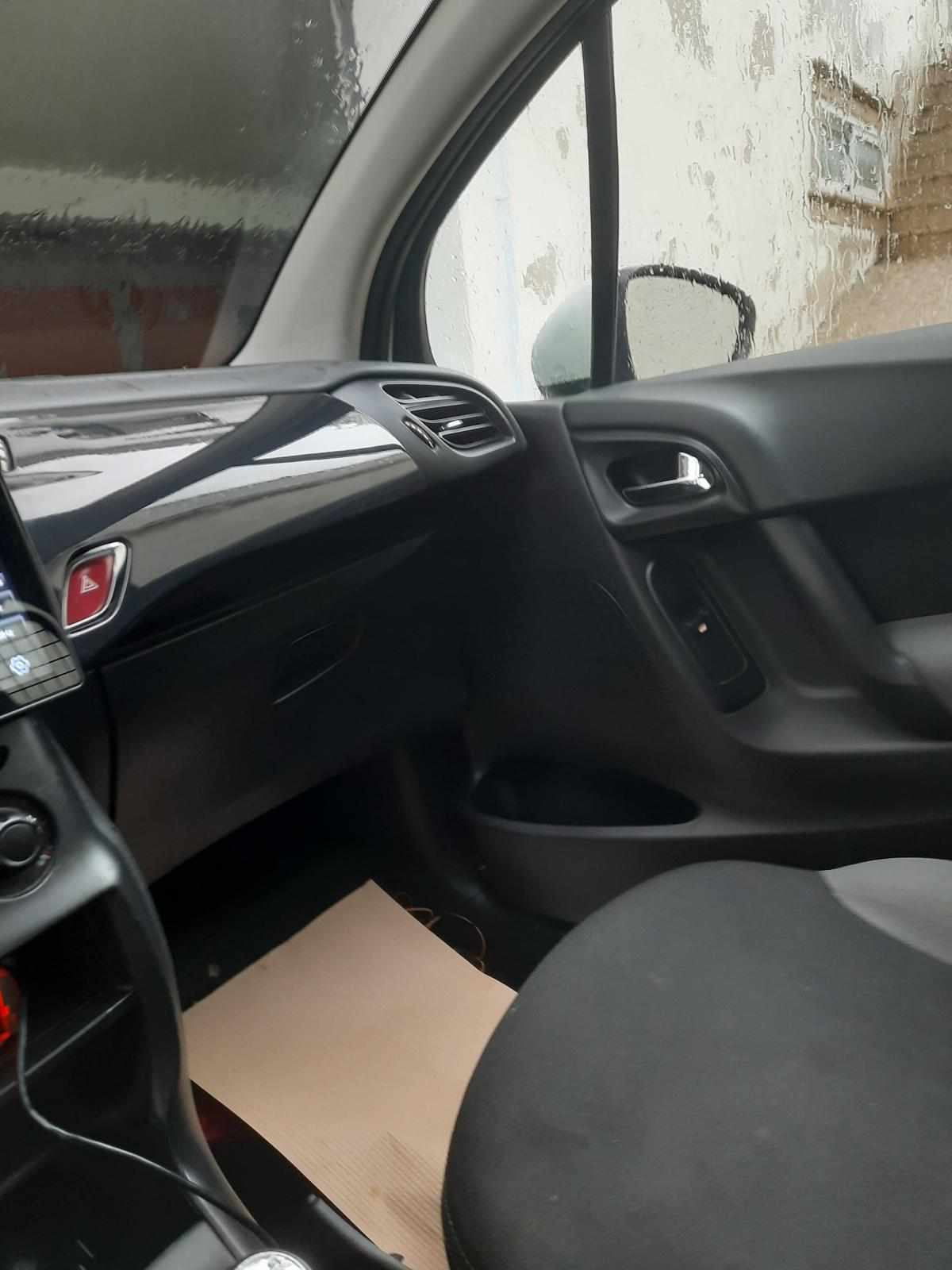 citroen-c3-1-4-68cv-2010-diesel-1398cc