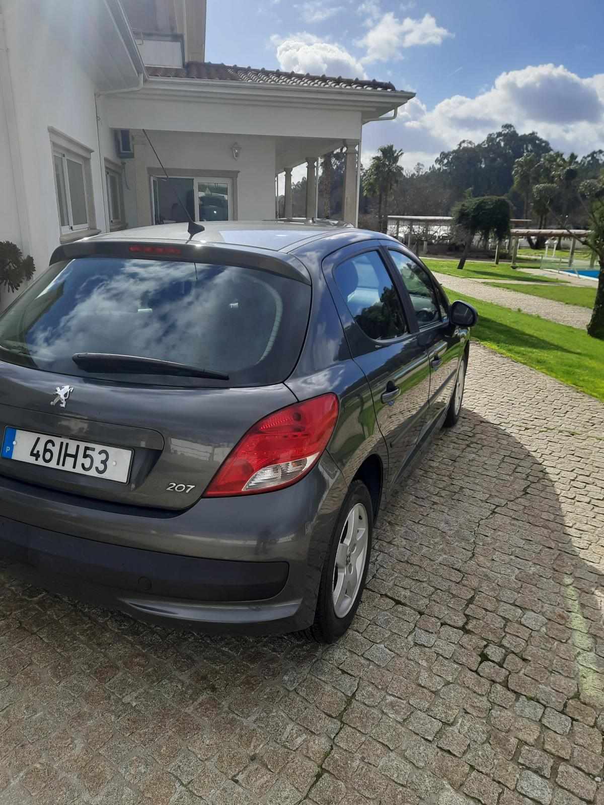 peugeot-207-1-4-hdi-2009-diesel-1398cc