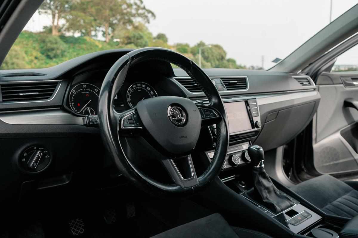 skoda-superb-1-6-tdi-2015-diesel-1598cc
