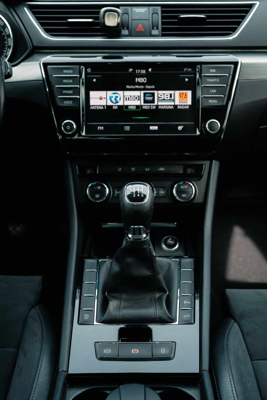 skoda-superb-1-6-tdi-2015-diesel-1598cc