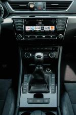 skoda-superb-1-6-tdi-2015-diesel-1598cc