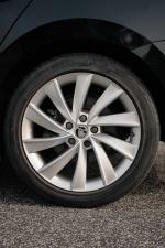 skoda-superb-1-6-tdi-2015-diesel-1598cc