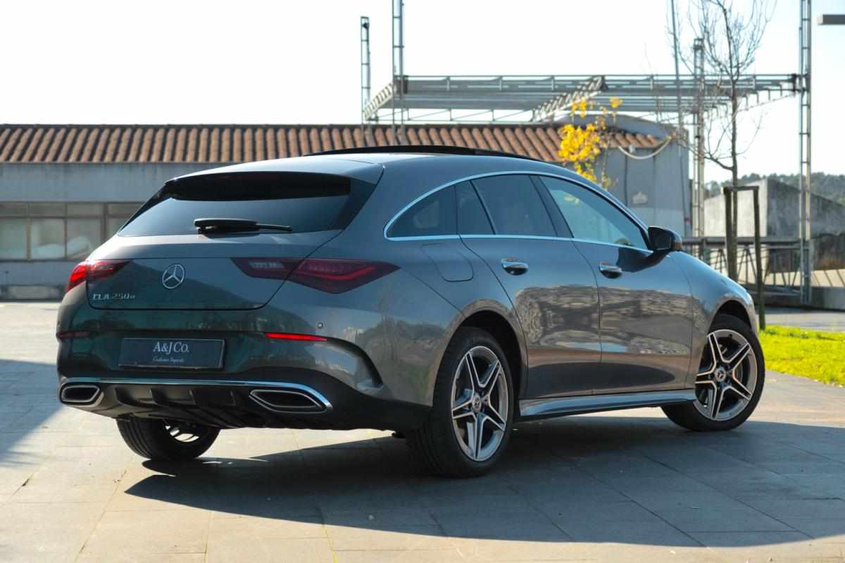 mercedes-benz-cla-250e-2024-gasolina-1332cc