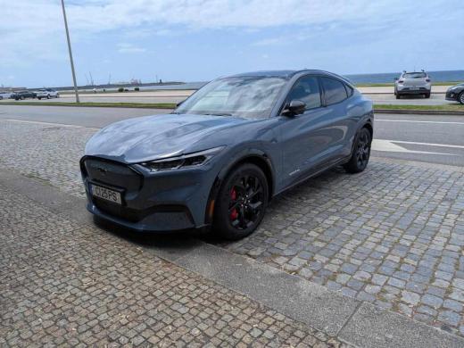 ford-mustang-mach-e-standard-range-awd-2023-eletrico