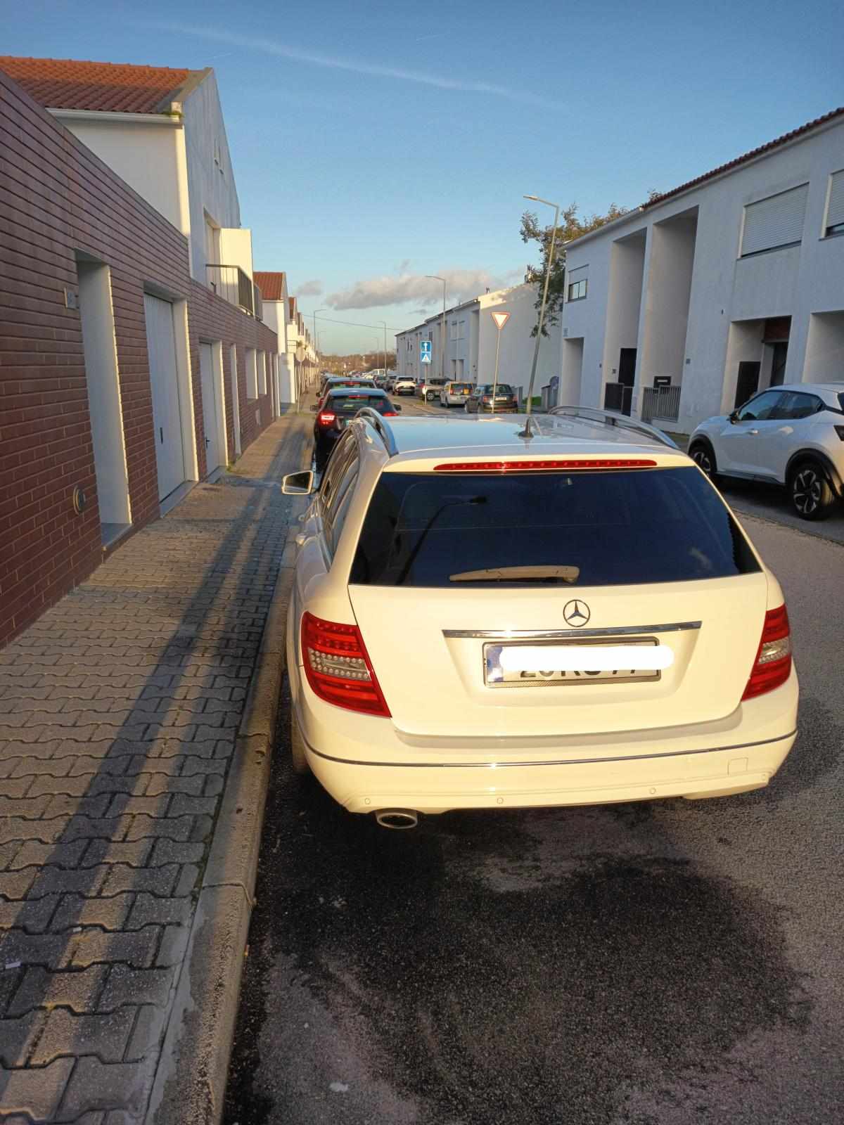 mercedes-benz-classe-c-c-220-cdi-blueefficiency-2012-diesel-2143cc