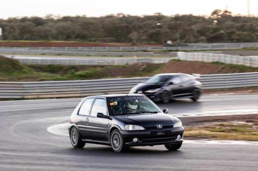 peugeot-106-1-6-1997-gasolina-1587cc