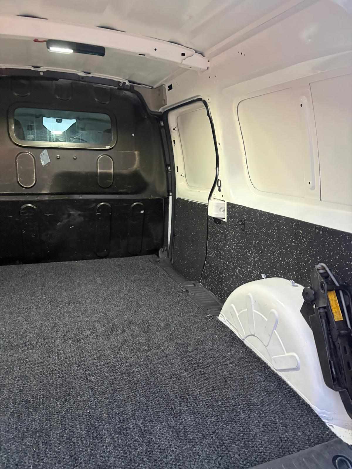 renault-kangoo-1-5-86cv-2010-diesel-1461cc