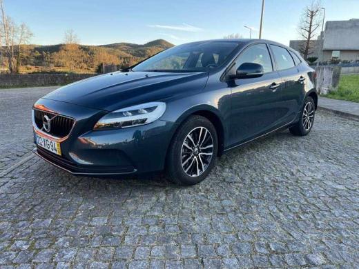 volvo-v40-2-0-d3-2019-diesel-1969cc