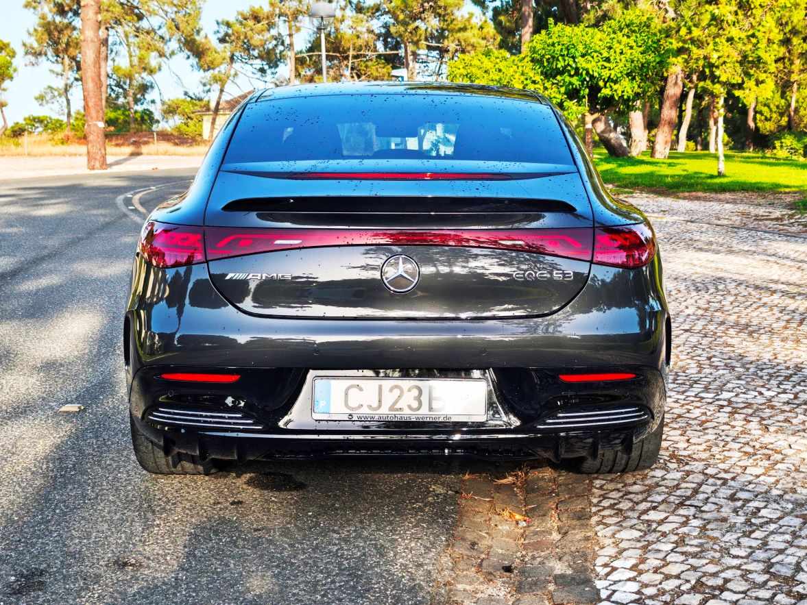 mercedes-benz-eqe-1-geracao-2025-eletrico