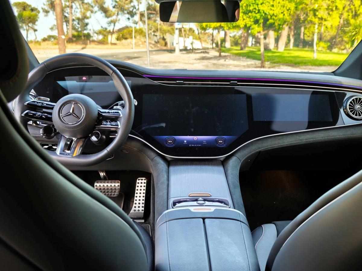mercedes-benz-eqe-1-geracao-2025-eletrico