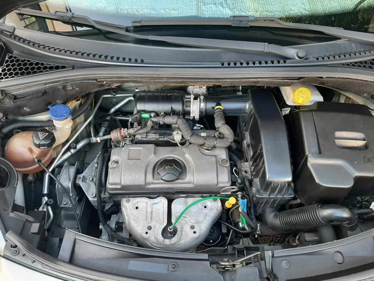 citroen-c3-1-1-2010-gasolina-1124cc