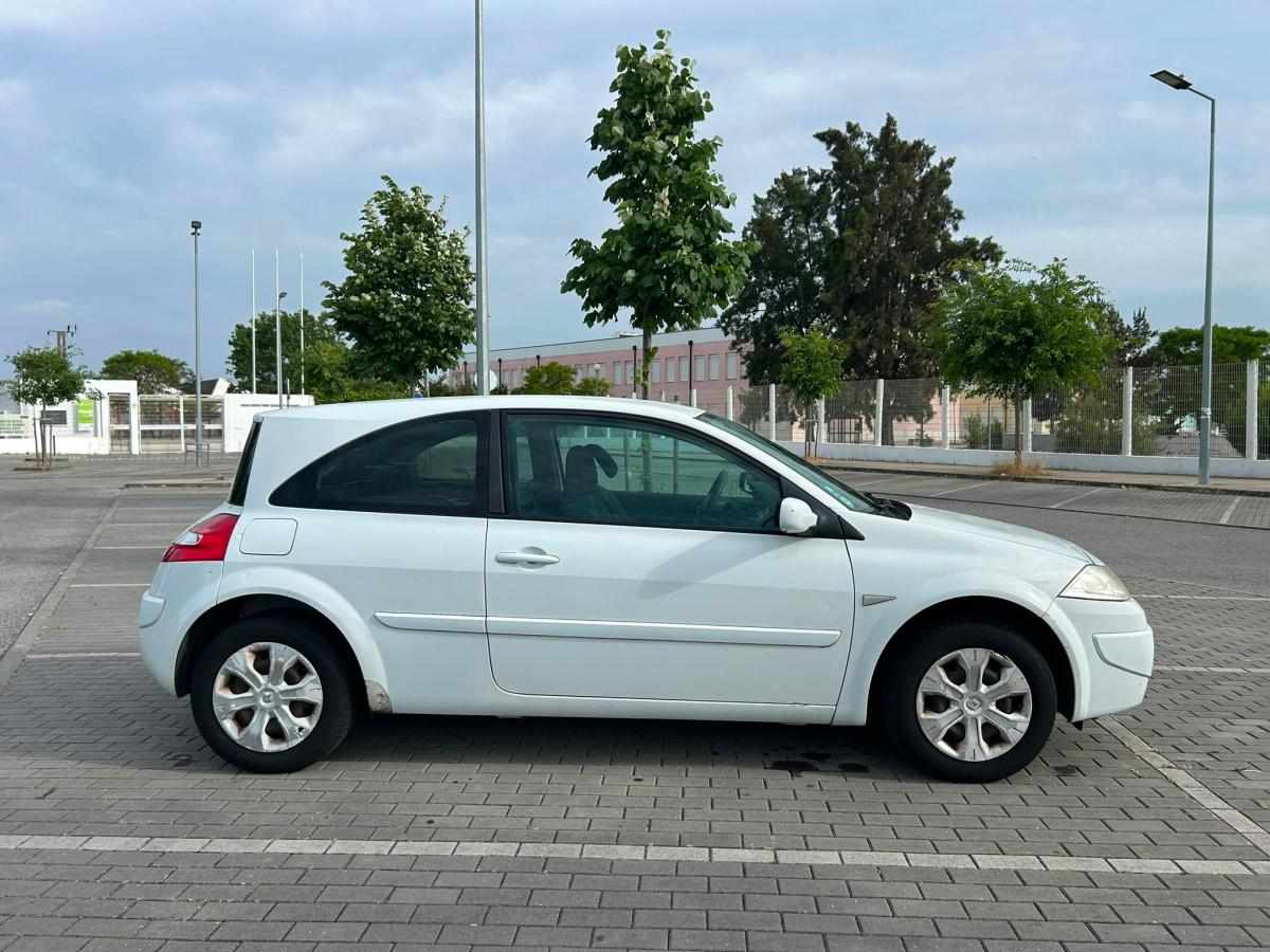 renault-megane-1-5-84cv-2006-diesel-1461cc