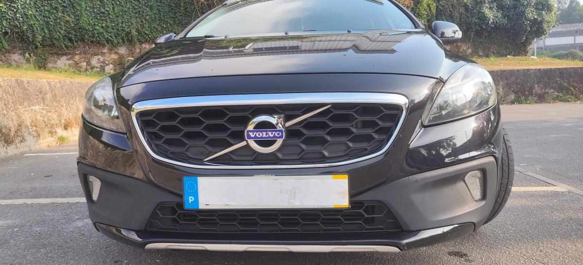 volvo-v40-d2-2013-diesel-1560cc
