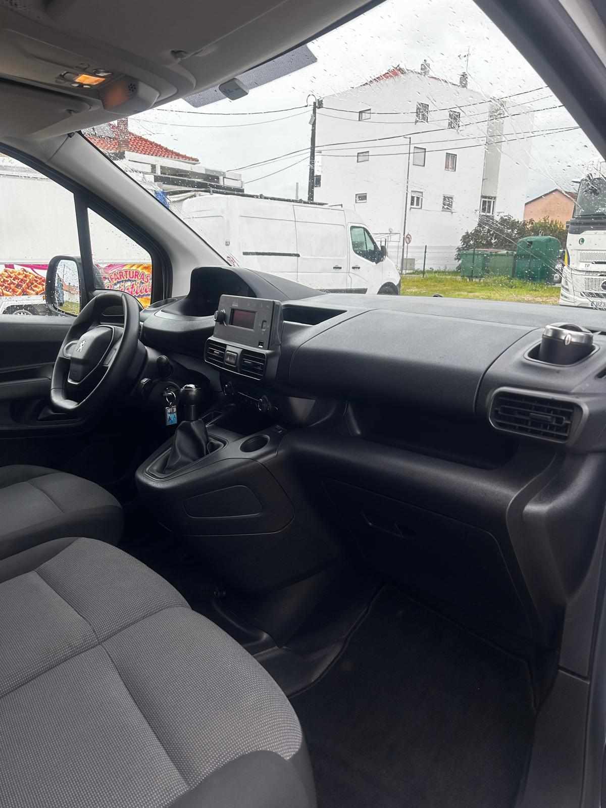 peugeot-partner-1-6-bluehdi-2019-diesel-1560cc