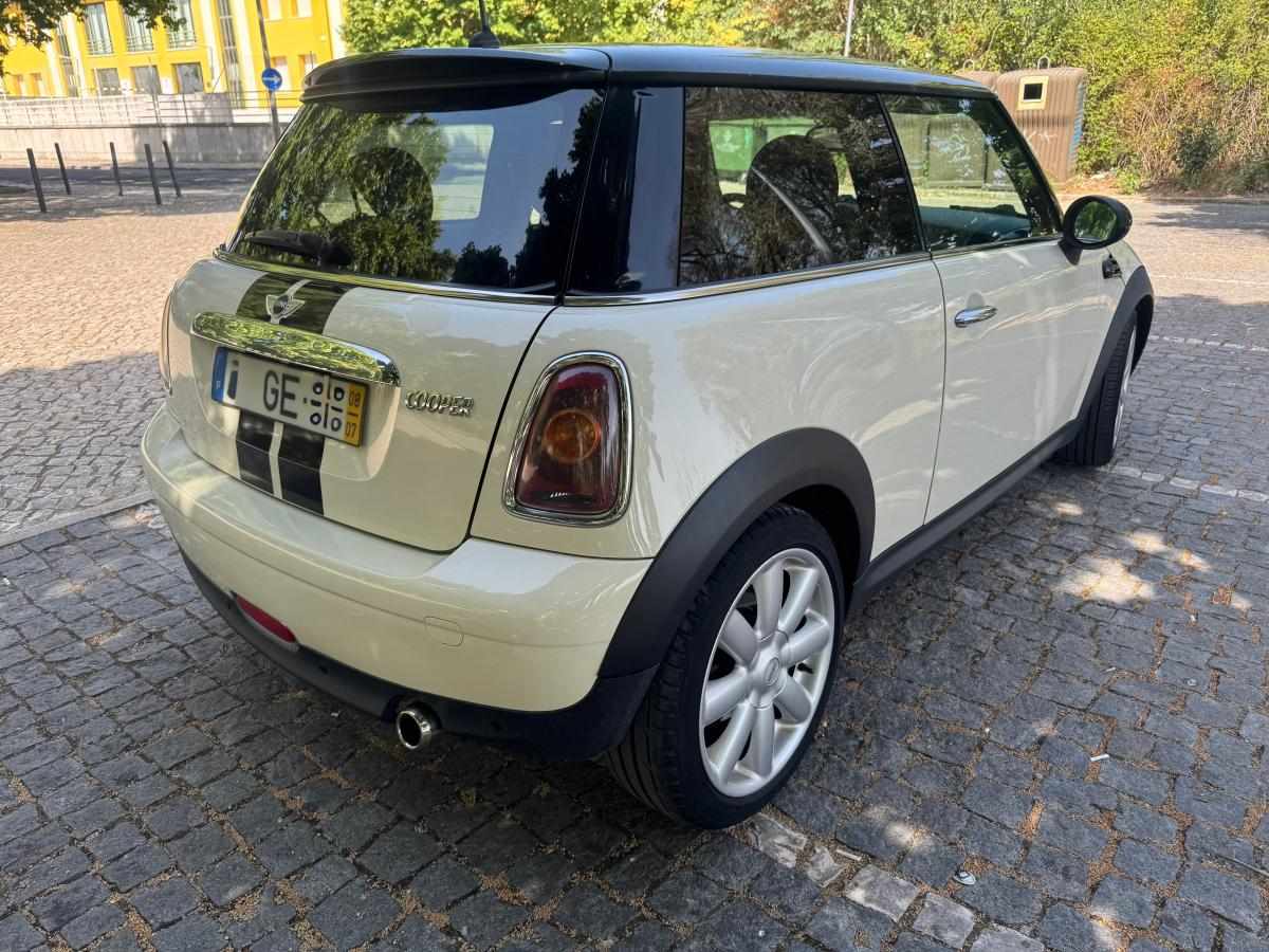 mini-hatch-d-2-0-2008-diesel-1560cc