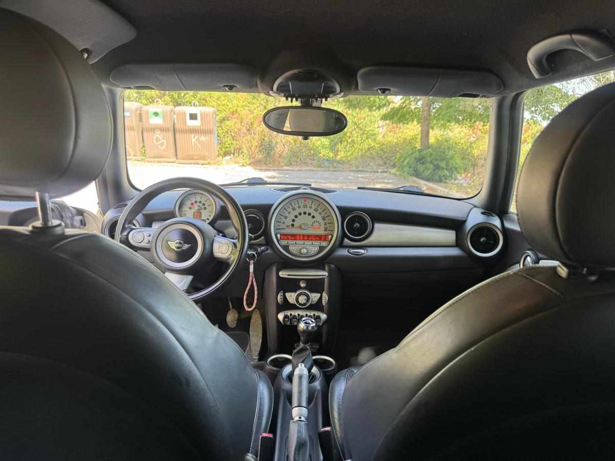 mini-hatch-d-2-0-2008-diesel-1560cc
