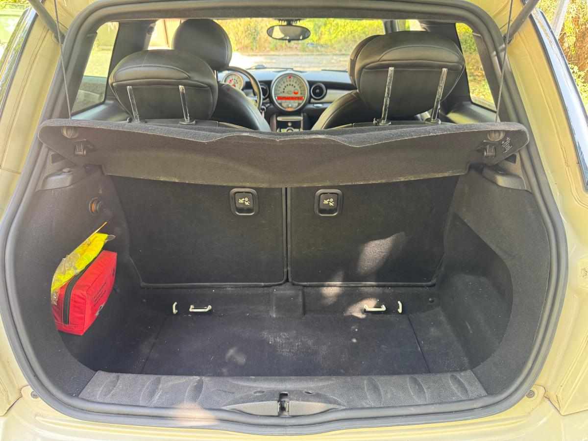 mini-hatch-d-2-0-2008-diesel-1560cc