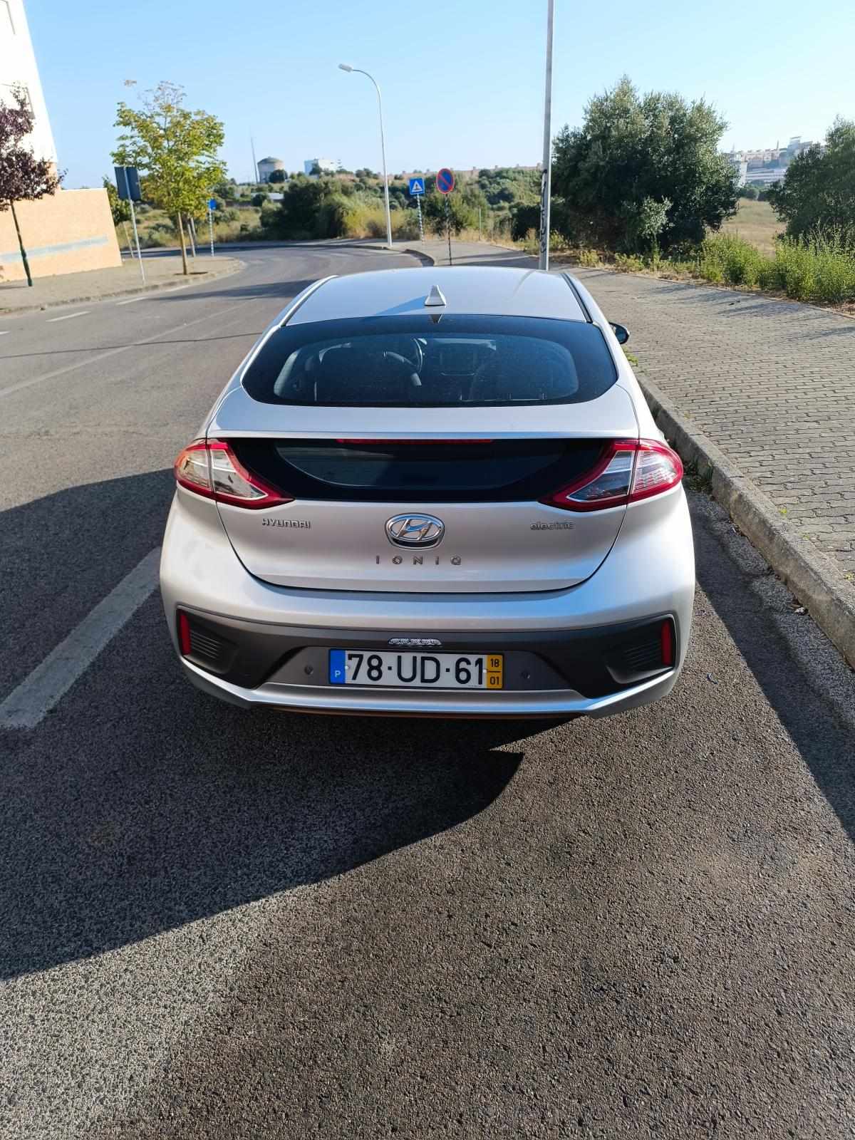 hyundai-ioniq-28-kwh-2018-eletrico
