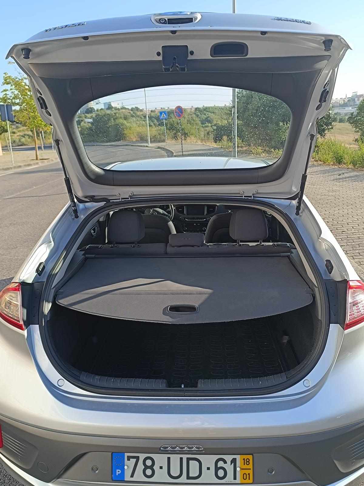 hyundai-ioniq-28-kwh-2018-eletrico