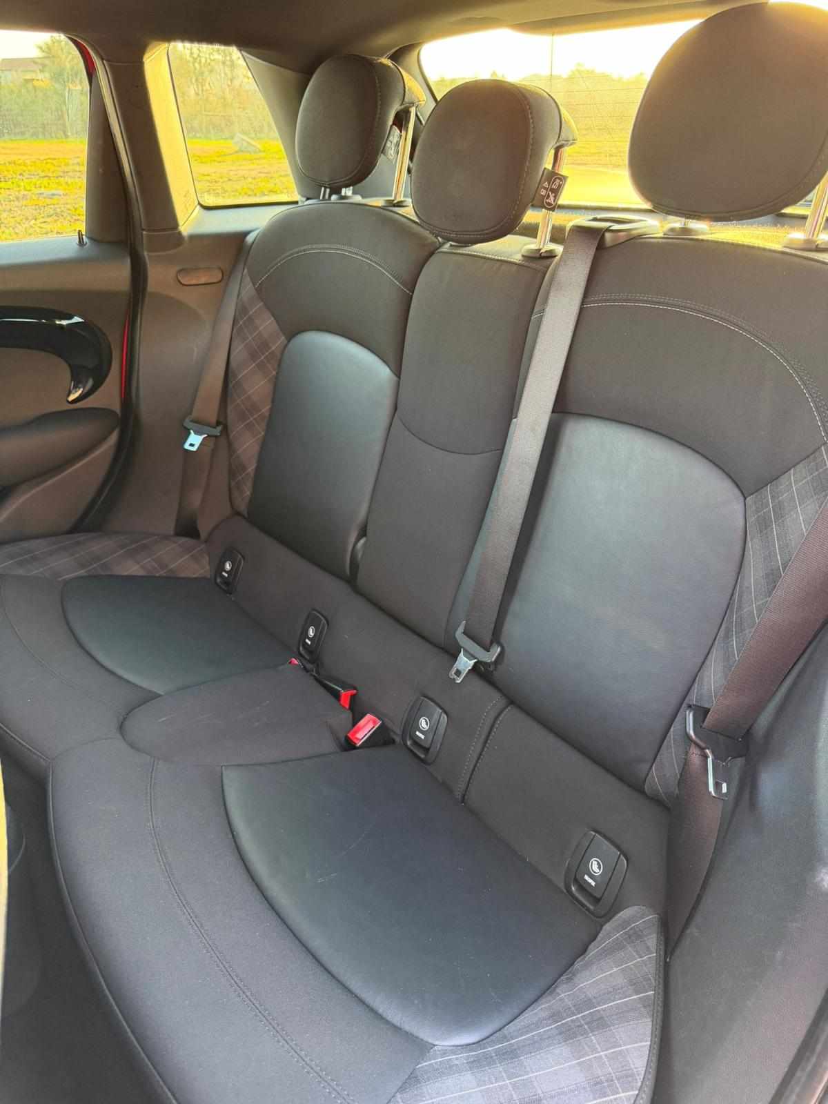 mini-hatch-sd-2-0-2015-diesel-1995cc