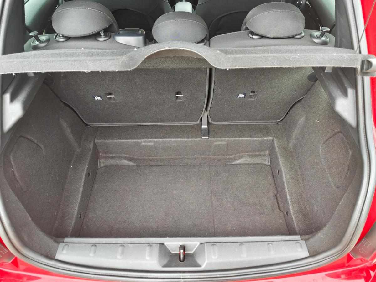 mini-hatch-sd-2-0-2015-diesel-1995cc