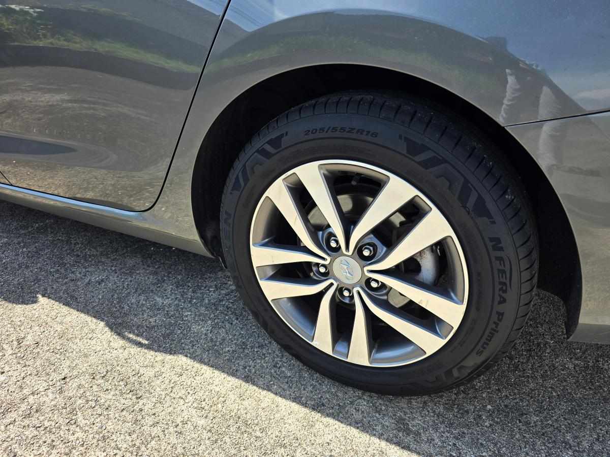 hyundai-i30-1-6-crdi-2019-diesel-1598cc
