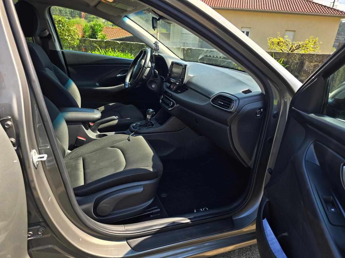 hyundai-i30-1-6-crdi-2019-diesel-1598cc