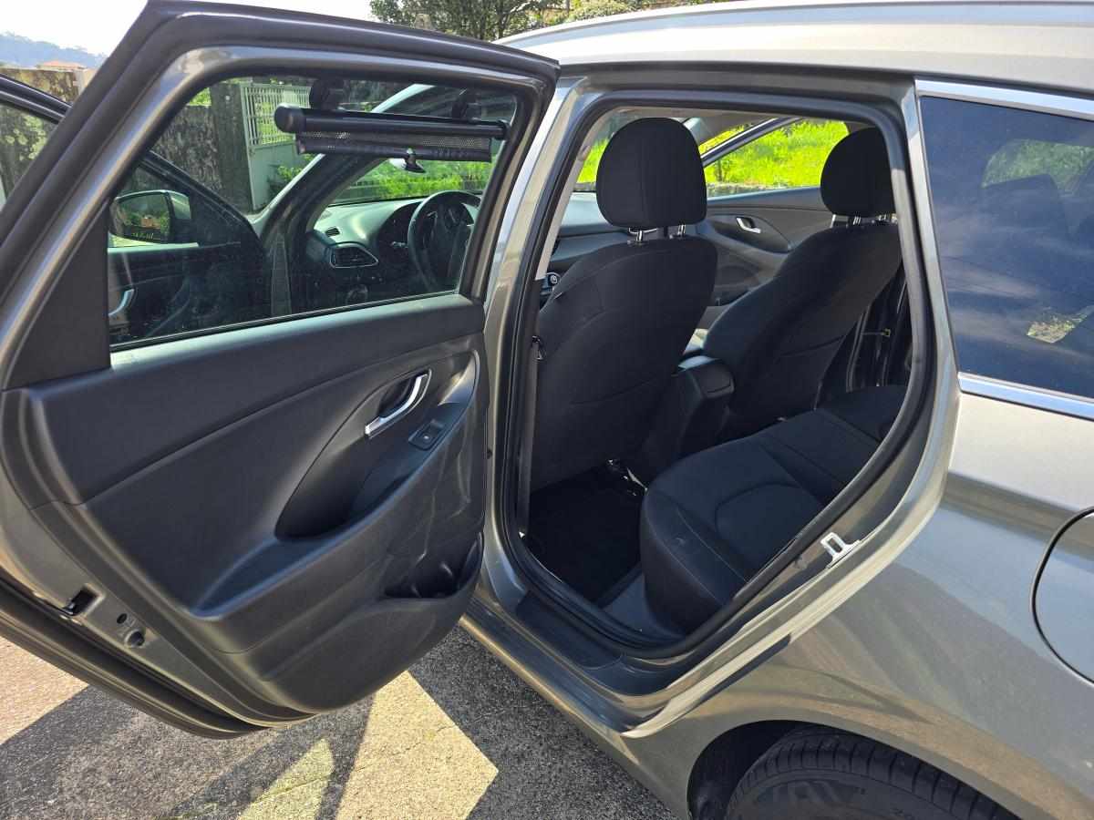hyundai-i30-1-6-crdi-2019-diesel-1598cc