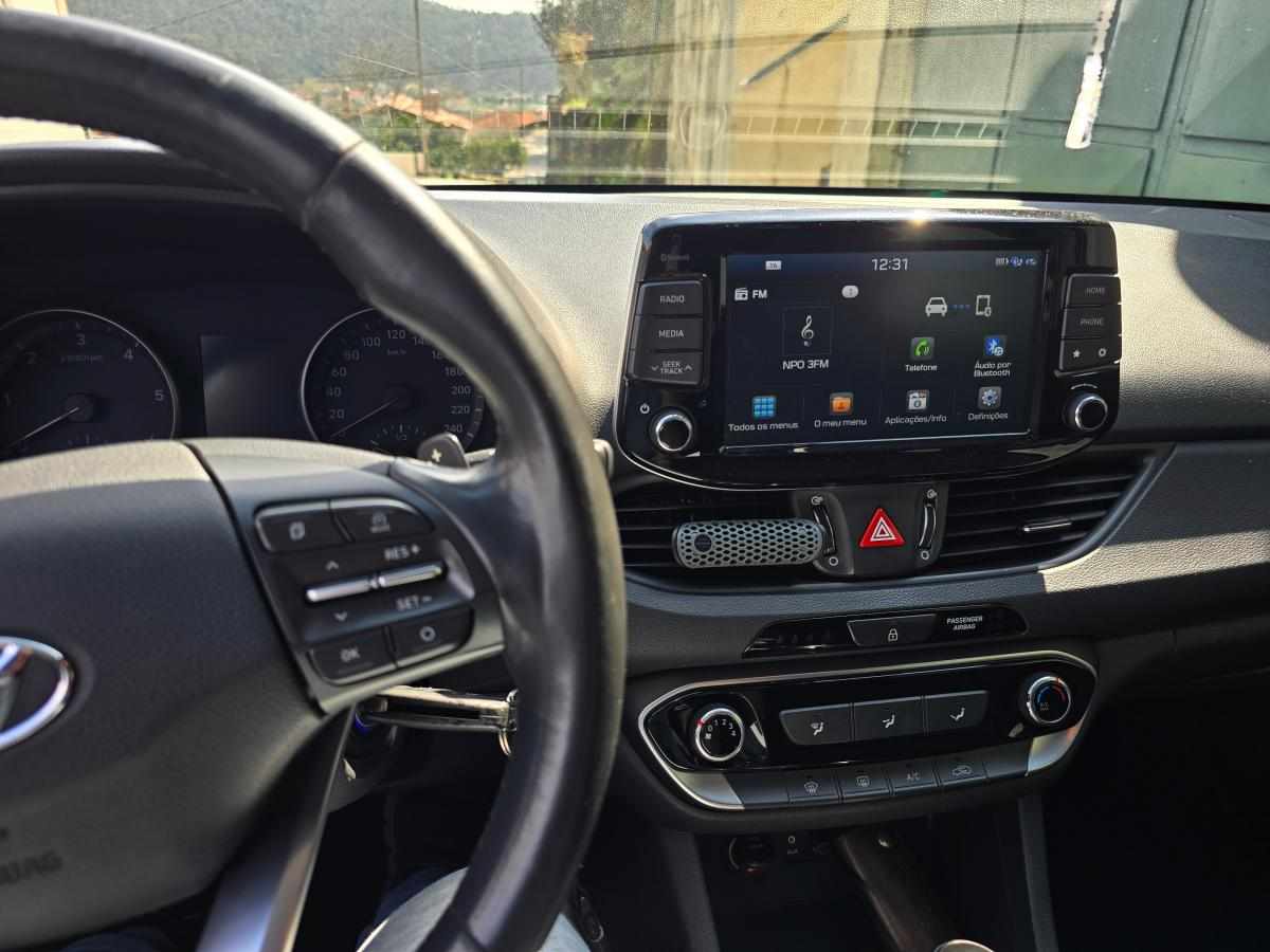 hyundai-i30-1-6-crdi-2019-diesel-1598cc