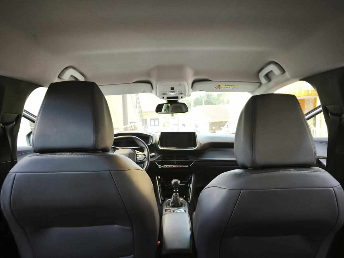 peugeot-2008-1-2-puretech-2020-gasolina-1199cc