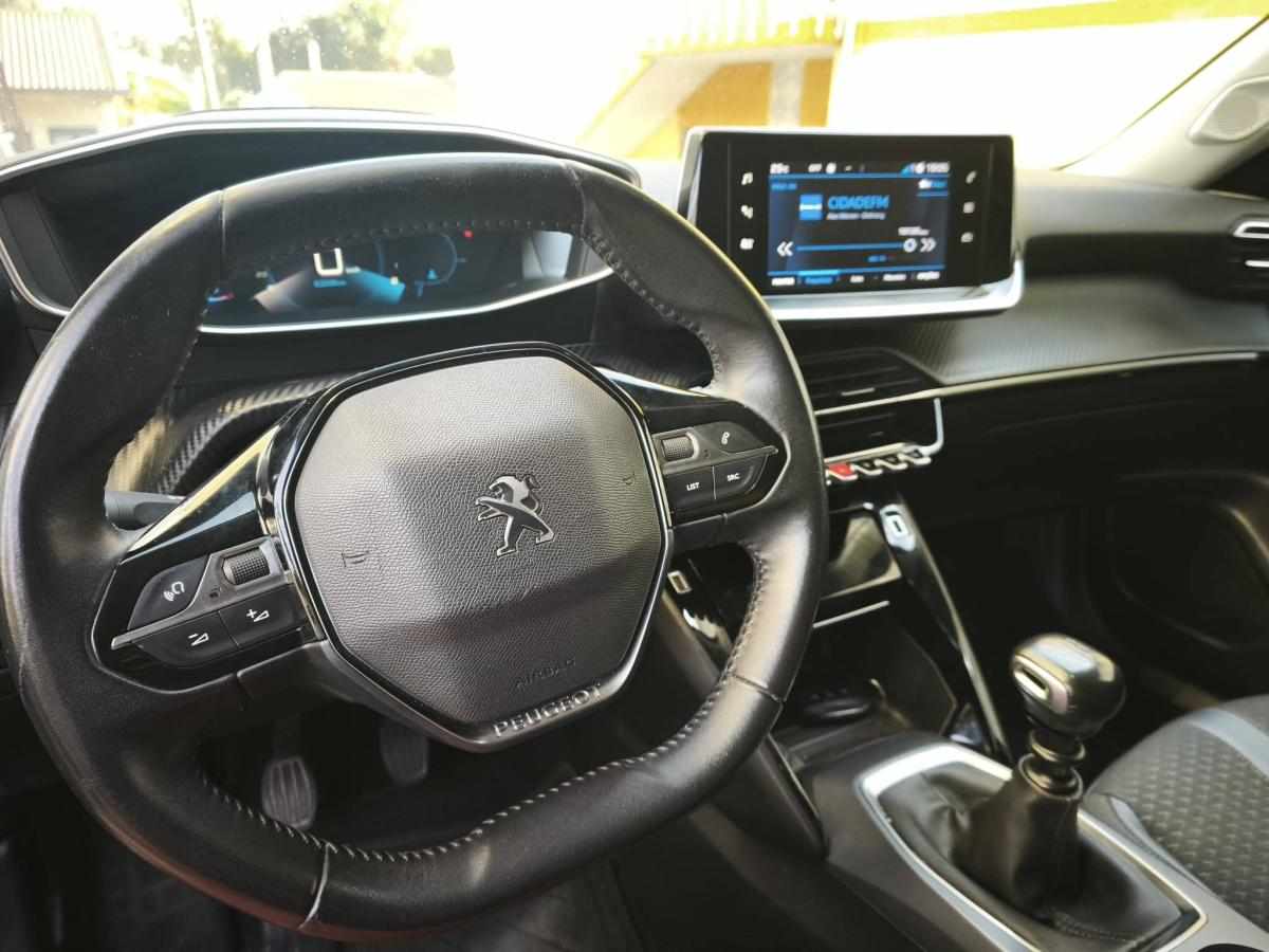 peugeot-2008-1-2-puretech-2020-gasolina-1199cc