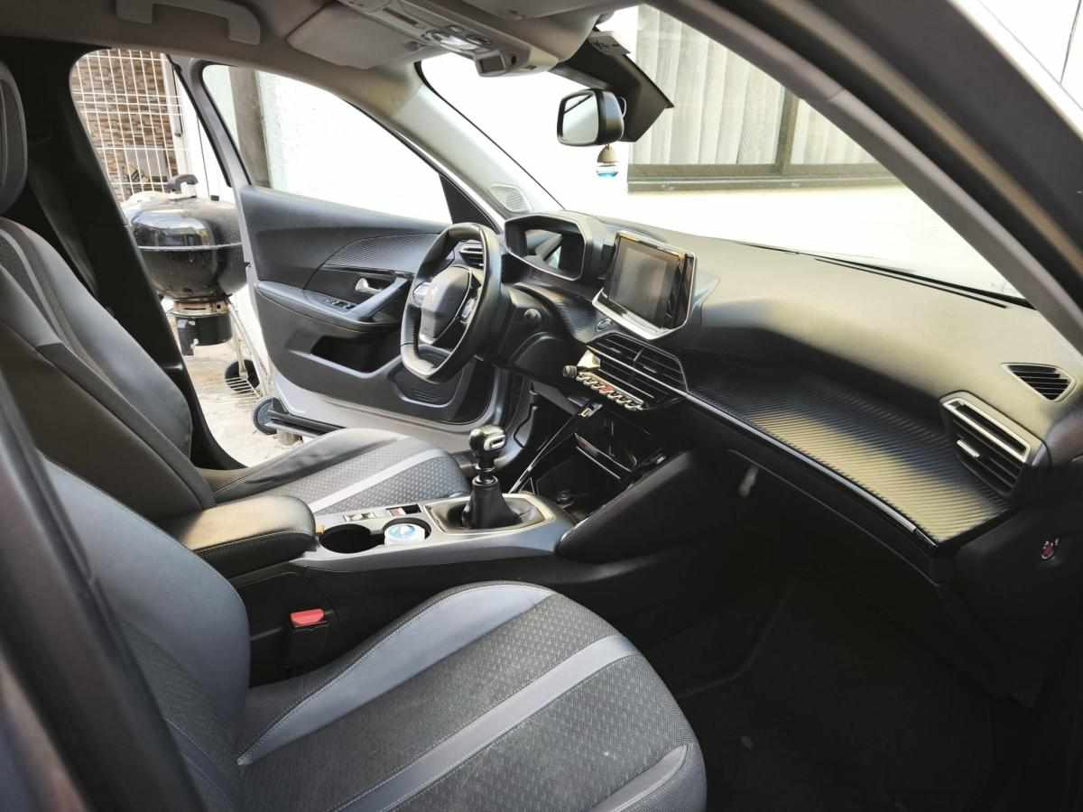 peugeot-2008-1-2-puretech-2020-gasolina-1199cc