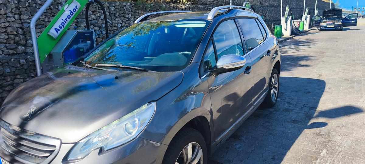 peugeot-2008-1-4-hdi-2015-diesel-1398cc