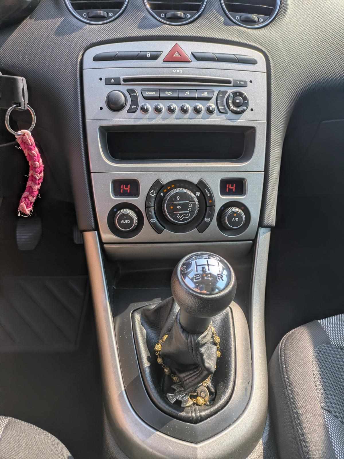 peugeot-308-1-6-hdi-fap-2009-diesel-1560cc
