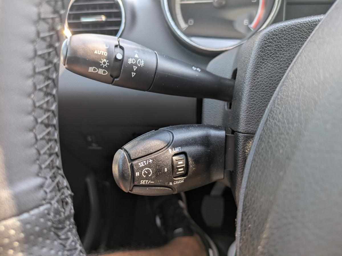 peugeot-308-1-6-hdi-fap-2009-diesel-1560cc