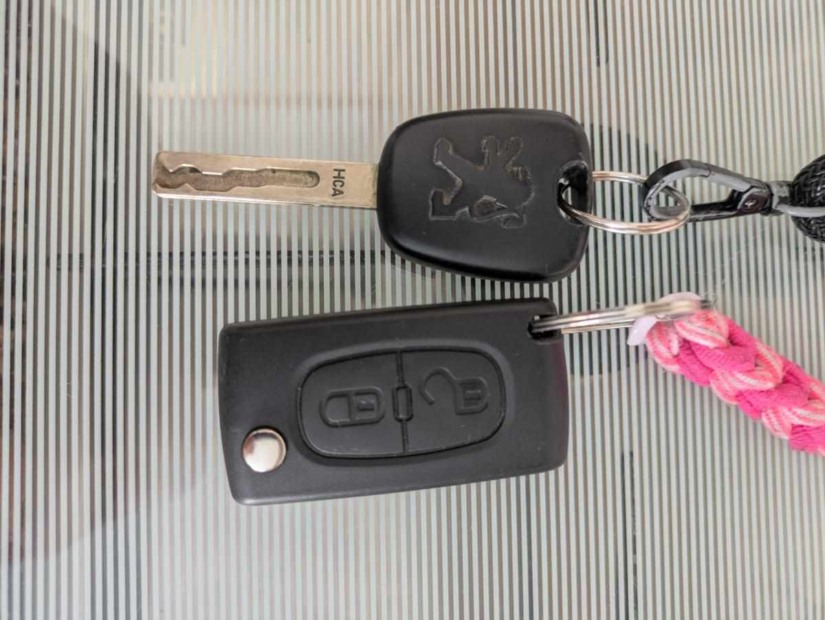 peugeot-308-1-6-hdi-fap-2009-diesel-1560cc