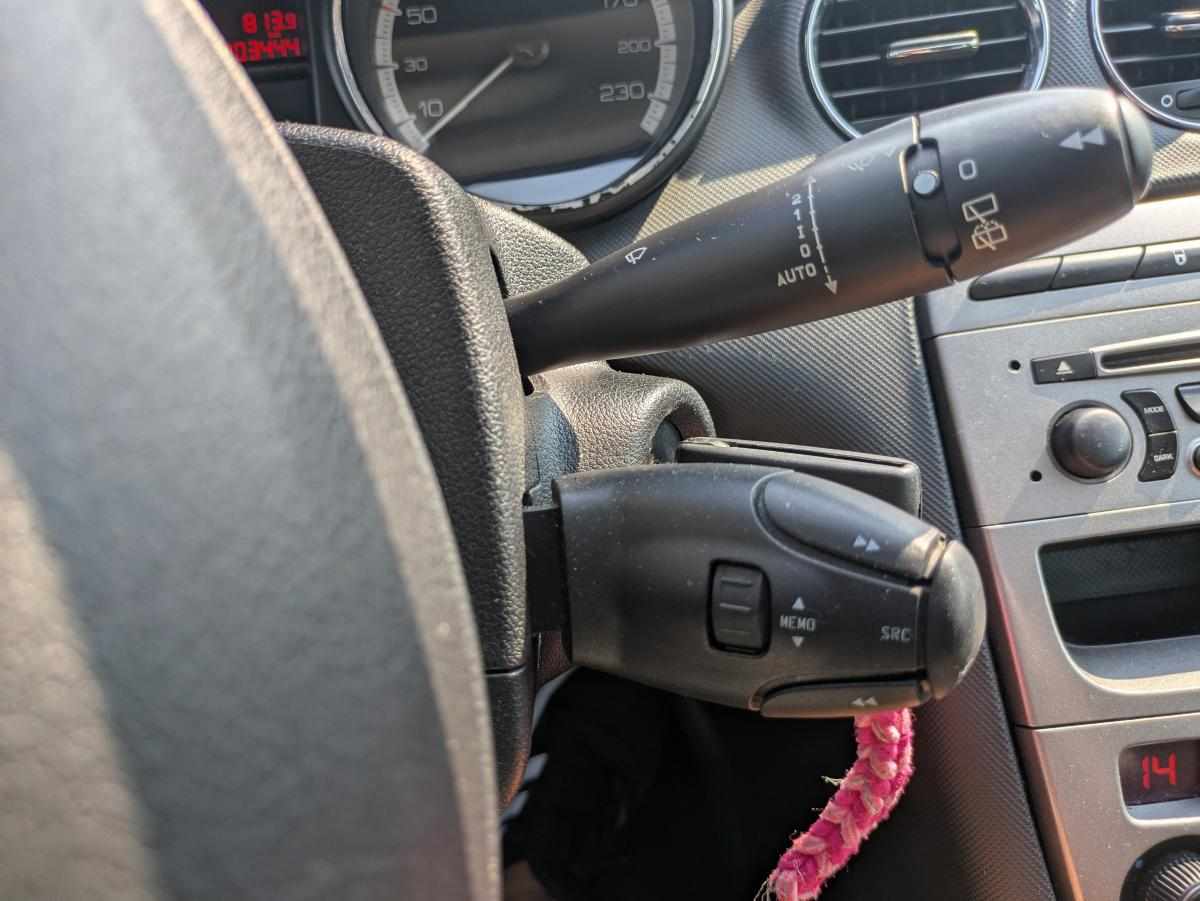 peugeot-308-1-6-hdi-fap-2009-diesel-1560cc
