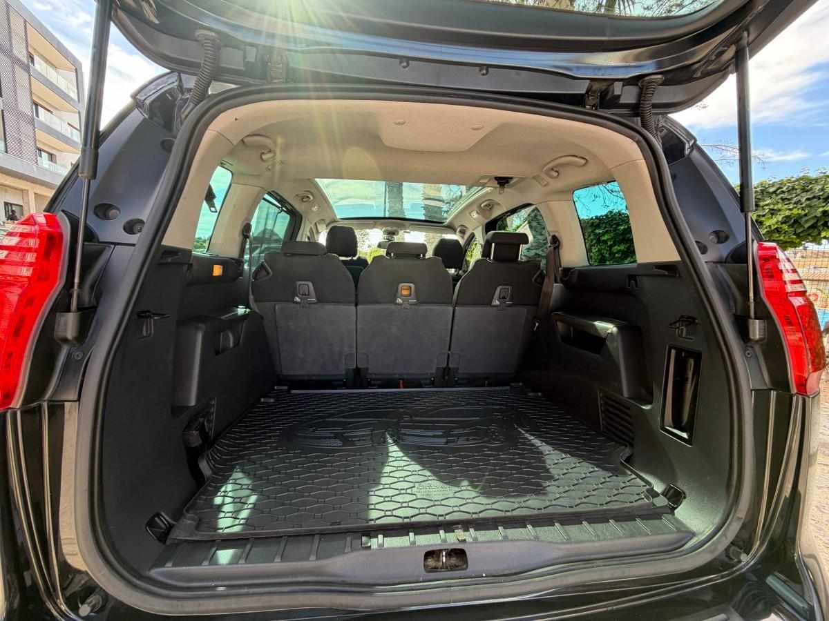 peugeot-5008-1-6-hdi-fap-2010-diesel-1560cc