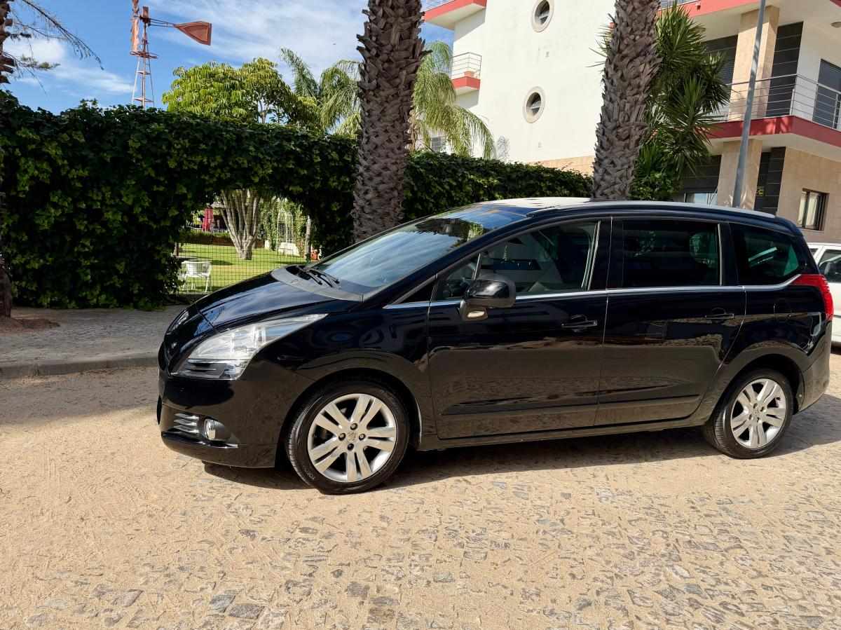 peugeot-5008-1-6-hdi-fap-2010-diesel-1560cc