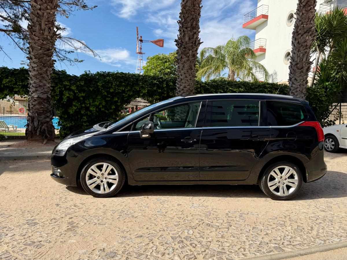 peugeot-5008-1-6-hdi-fap-2010-diesel-1560cc