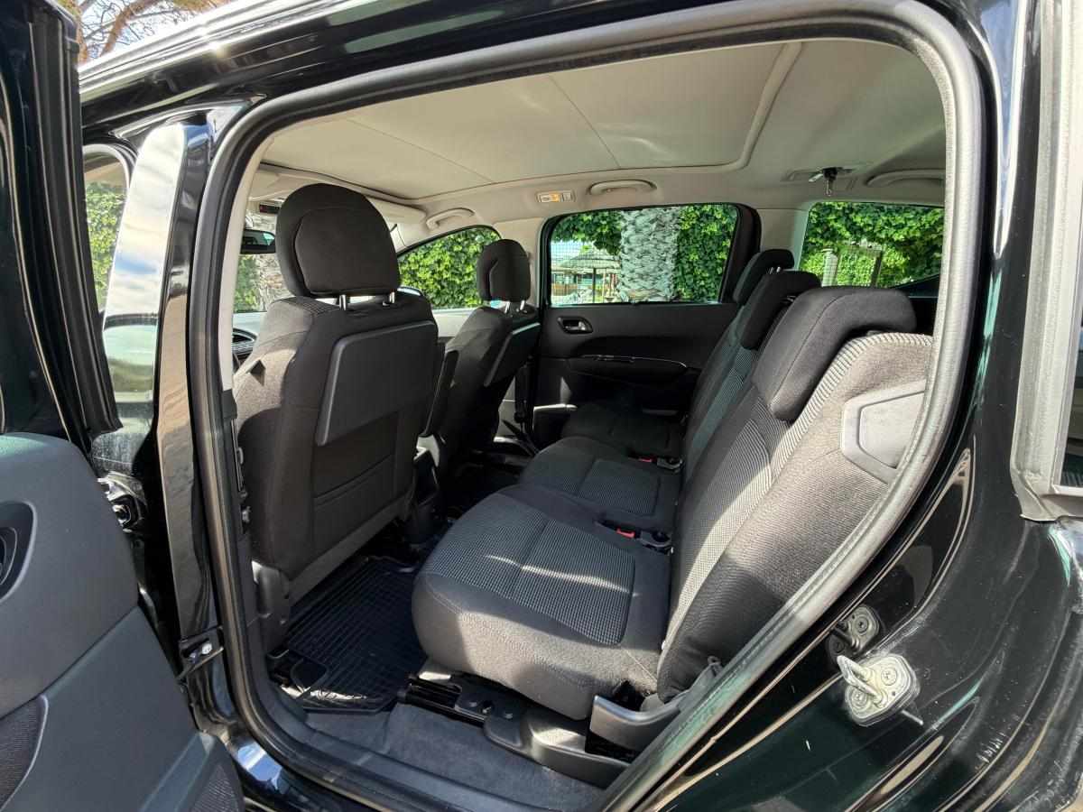 peugeot-5008-1-6-hdi-fap-2010-diesel-1560cc