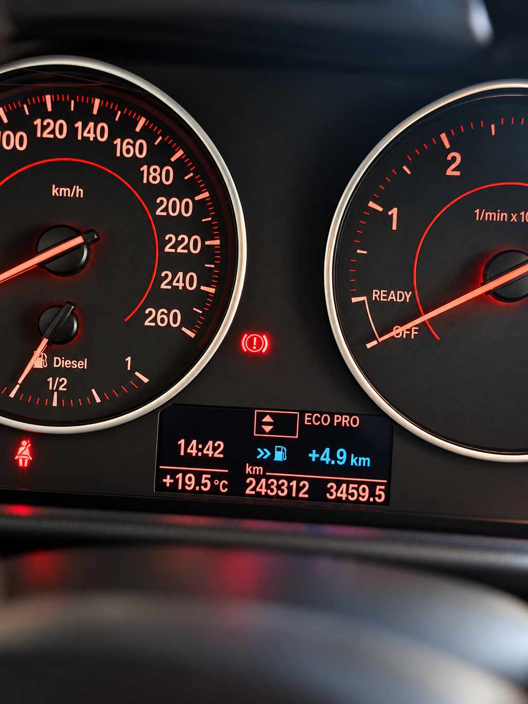 bmw-serie-1-116d-2014-diesel-1598cc