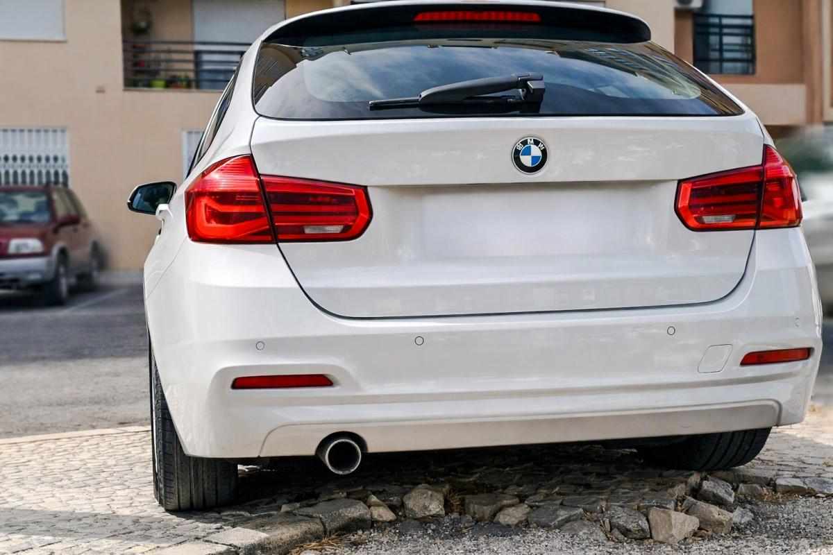 bmw-serie-3-318d-2019-diesel-1995cc