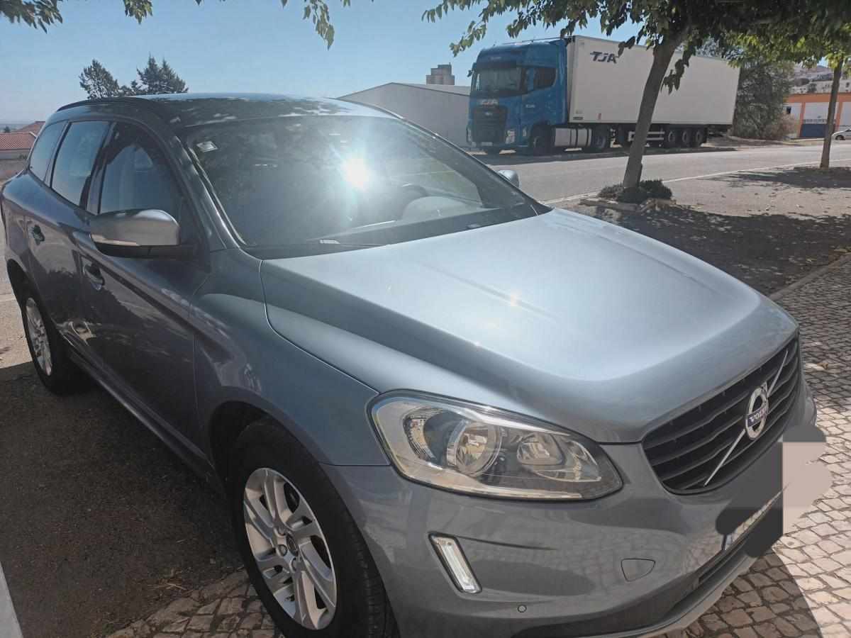 volvo-xc60-2-0-d3-2017-diesel-1969cc