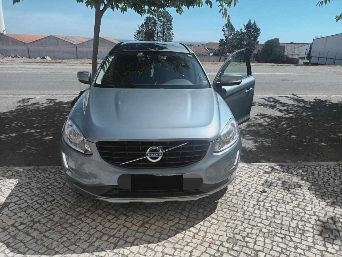 volvo-xc60-2-0-d3-2017-diesel-1969cc