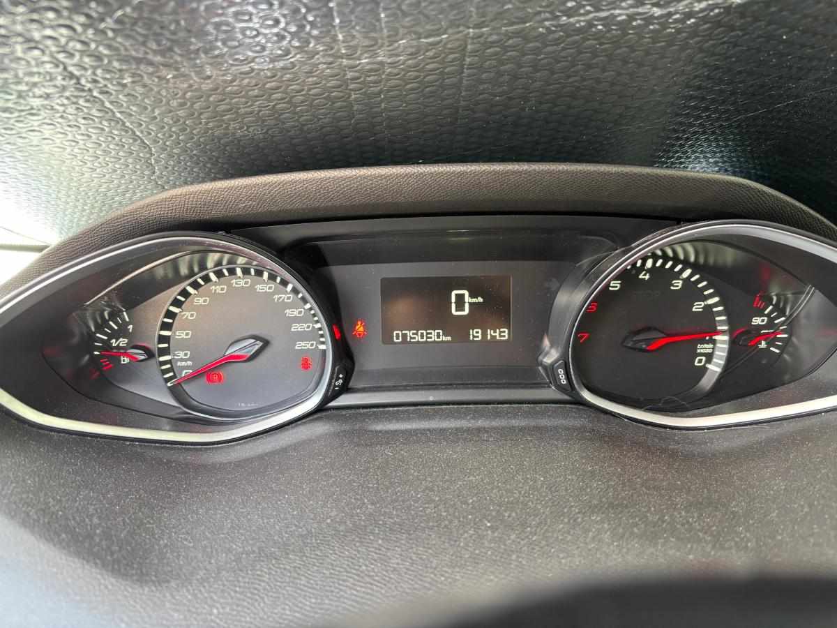 peugeot-308-1-2-e-thp-2019-gasolina-1199cc