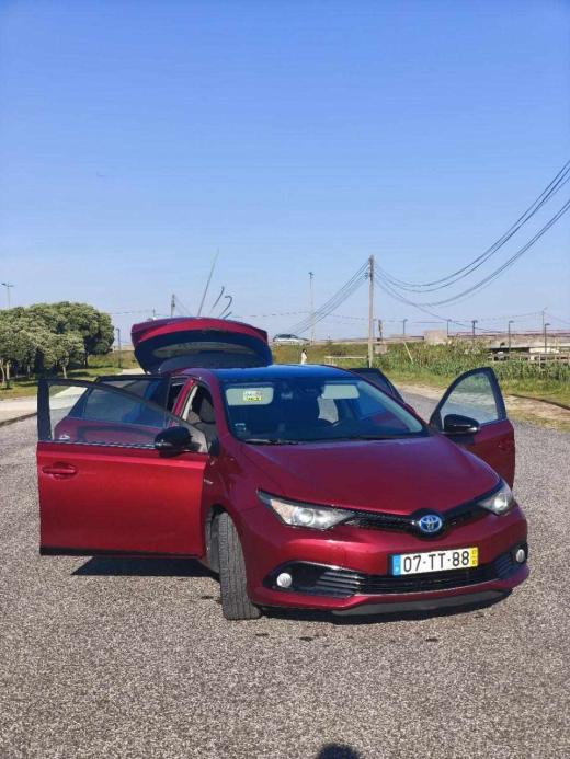 toyota-auris-1-8hsd-2017-hibrido-1800cc