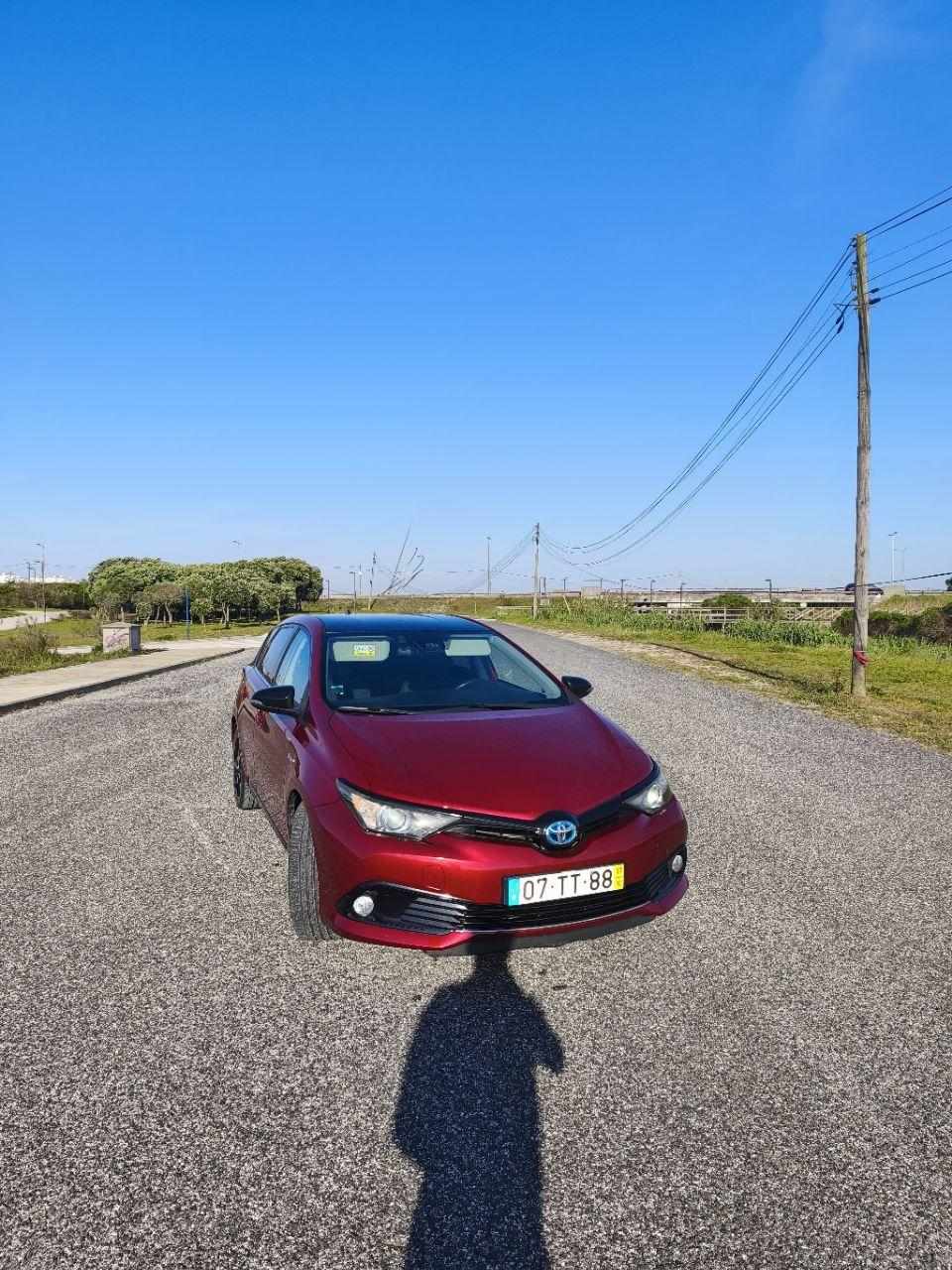 toyota-auris-1-8hsd-2017-hibrido-1800cc